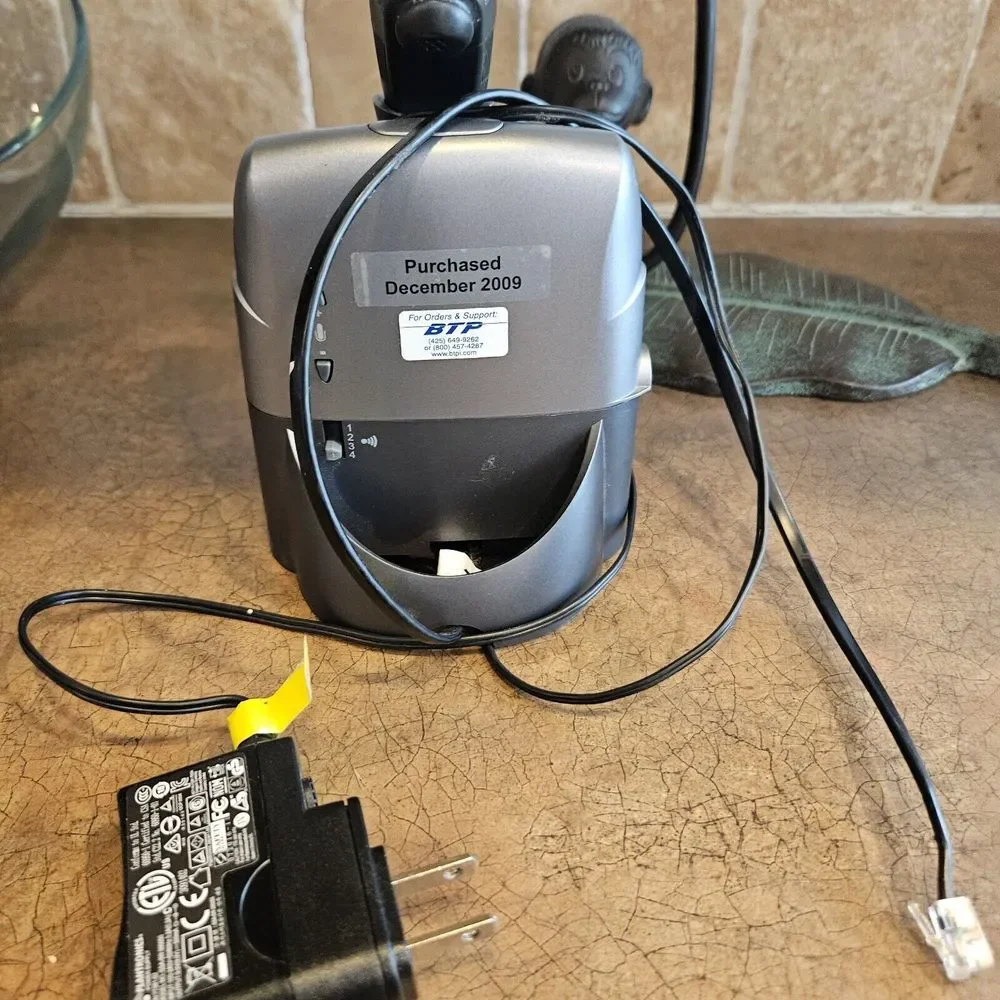 Plantronics CS55 Wireless Headset‎ with charger